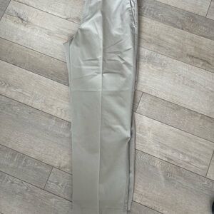 Haggar Men's Light Beige Chinos